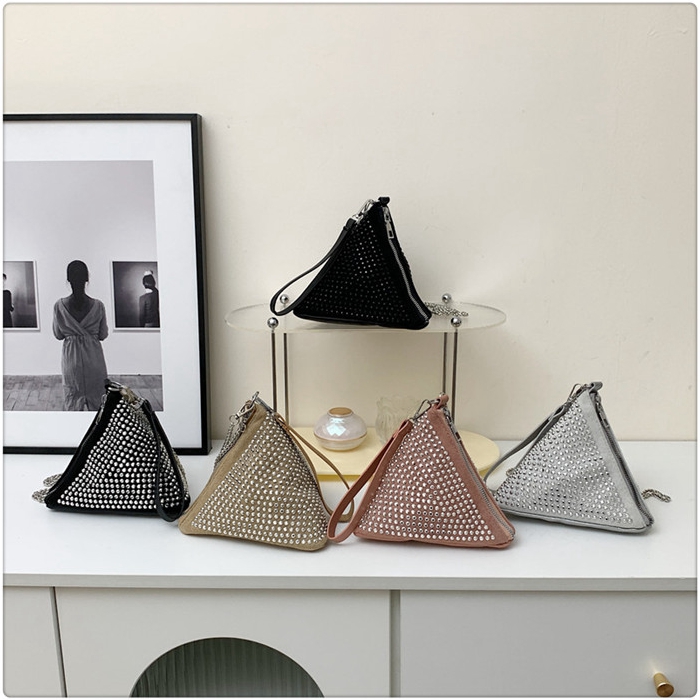 Luxury Diamond Evening Bag Bling Dinner Party Bag Triangle Tote Mini Portable Rhinestone Bag For Women