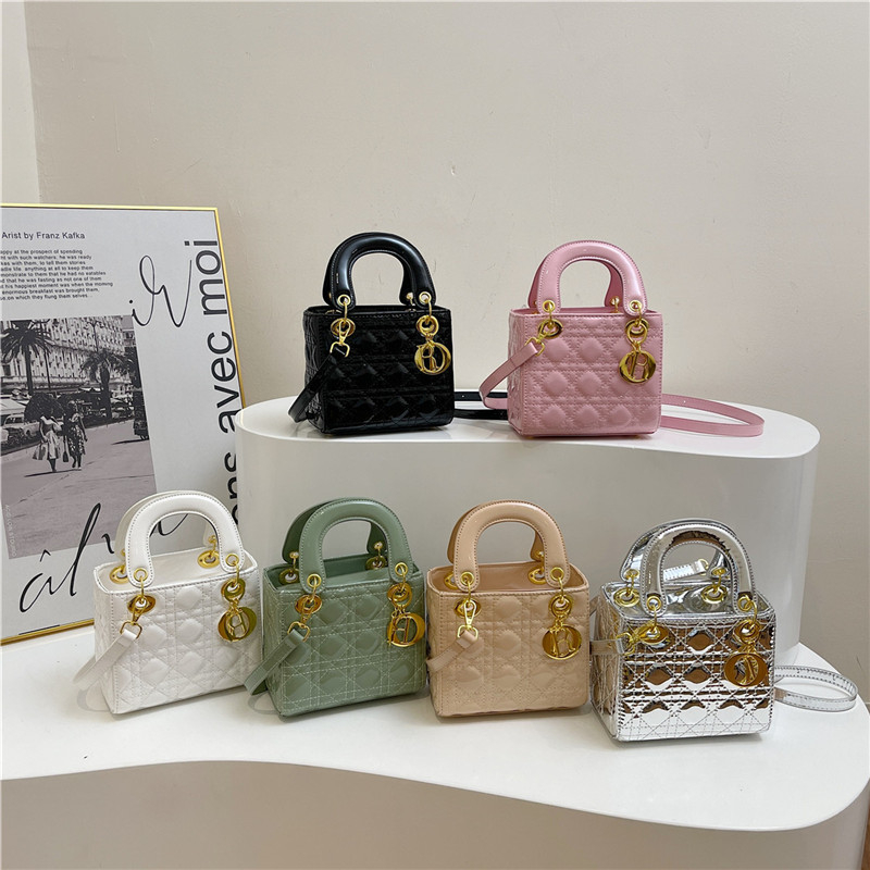 Luxury Fashion Brand Women Metallic Grained Calfskin Cannage Small Lucky Badges Shoulder Handbags