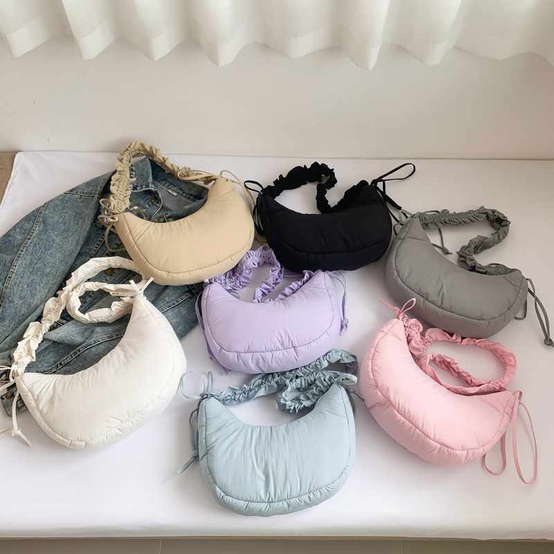 Fashion Lightweight Pleated Dumpling Underarm Bag Wholesale Hobo Casual Nylon Crescent Drawstring Shoulder Bag